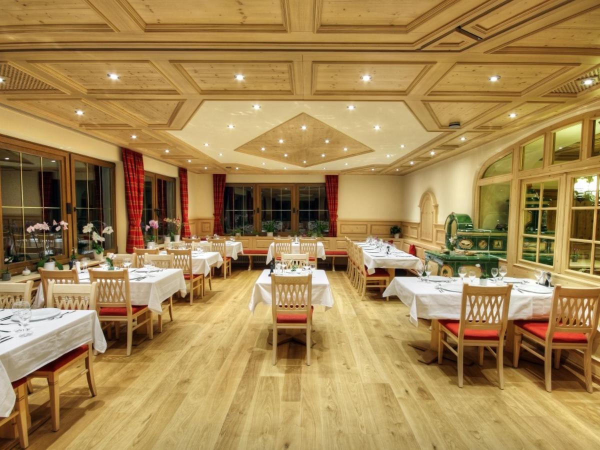 Hotel-Gasthof Neumuehle Kreenheinstetten Екстериор снимка